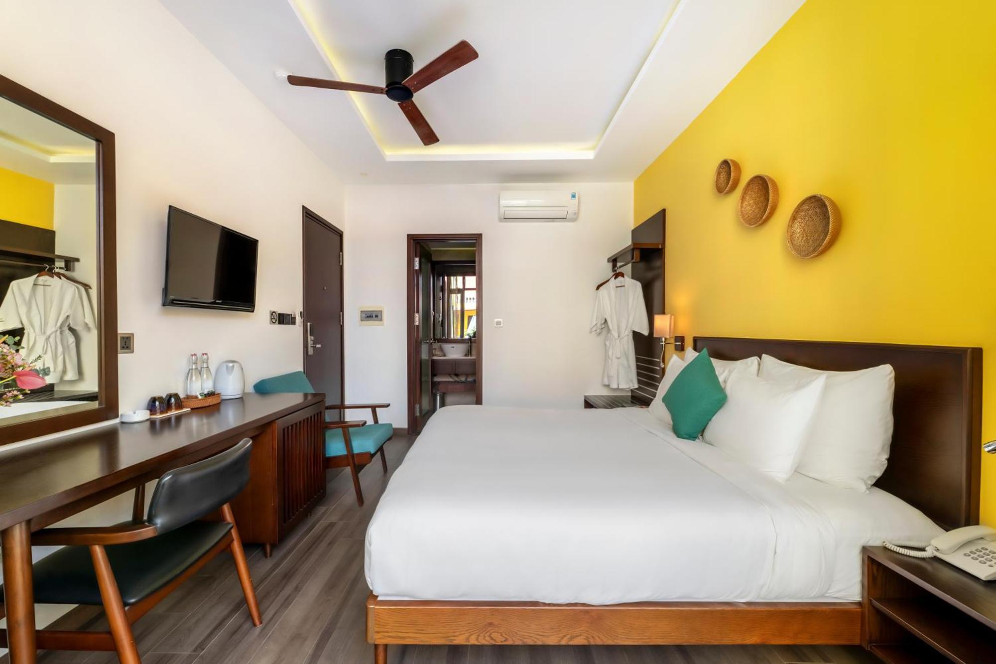 Deluxe Double Room Balcony
