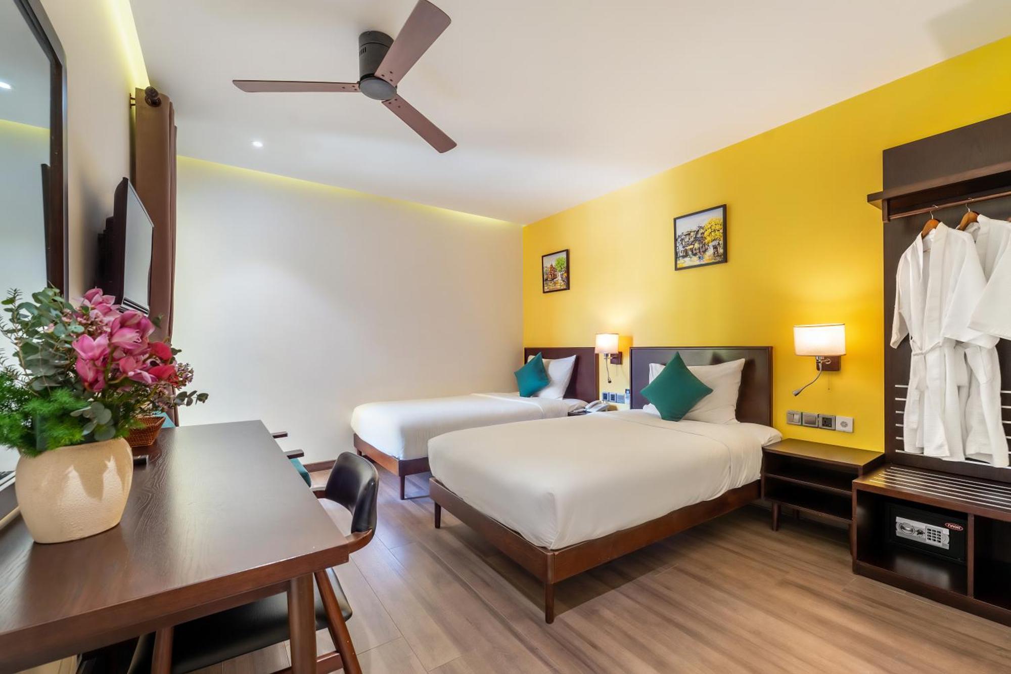Superior Double or Twin Room,1493507200:JPEG