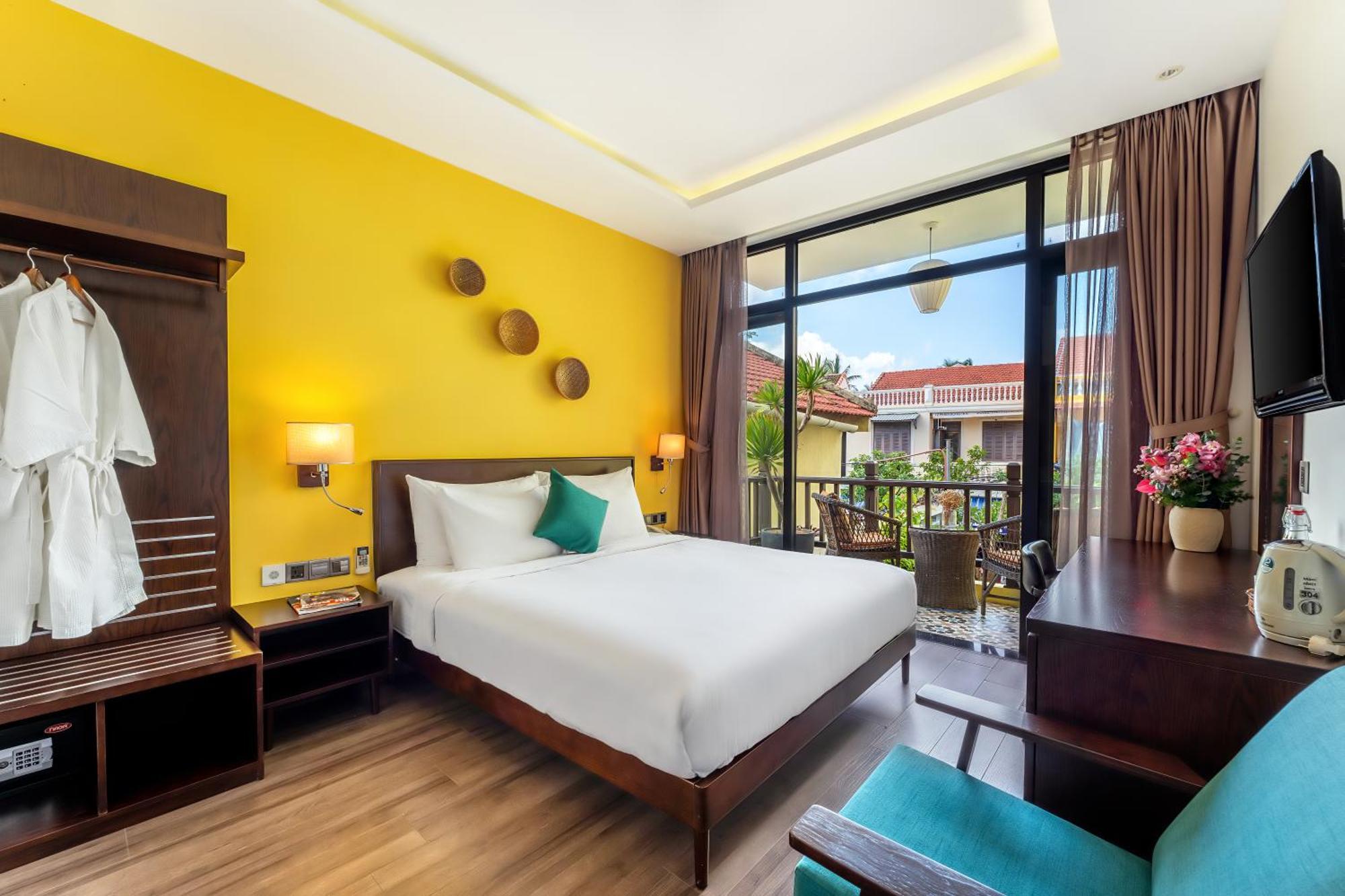 Deluxe Double Room with Balcony,1539003301:JPEG