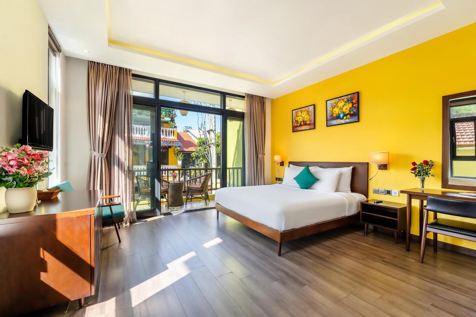 Double Room with Balcony,1539003199:JPEG